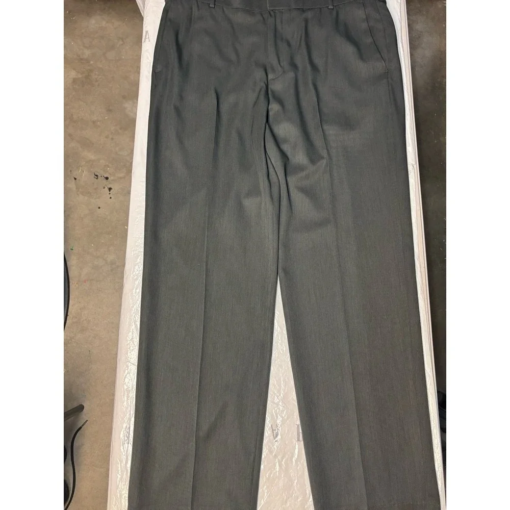 Van‎ Heusen Traveler Pants Men's 38X32 Non Iron